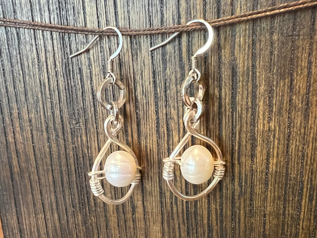 Freshwater Pearl Earrings