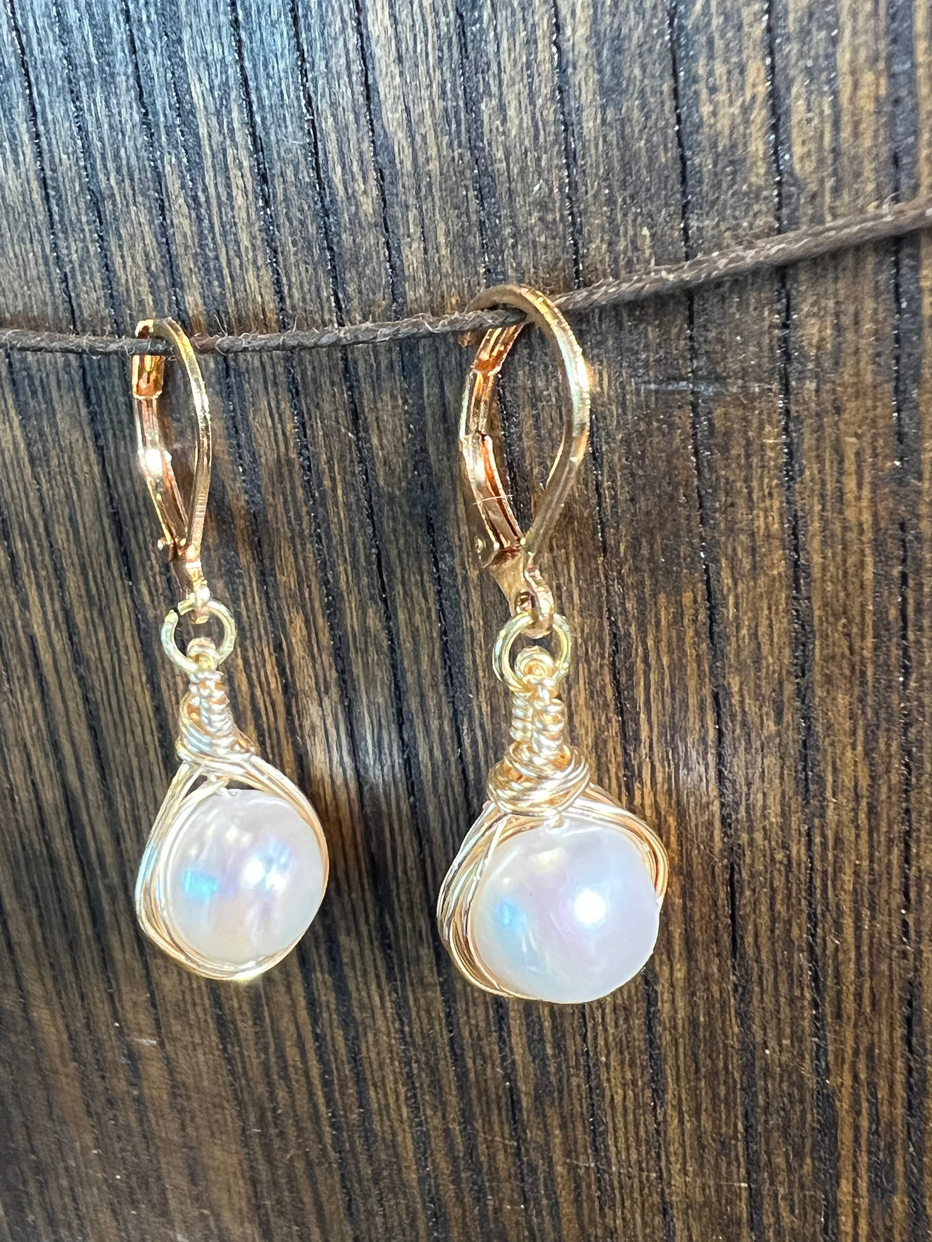 Freshwater Pearl Earrings