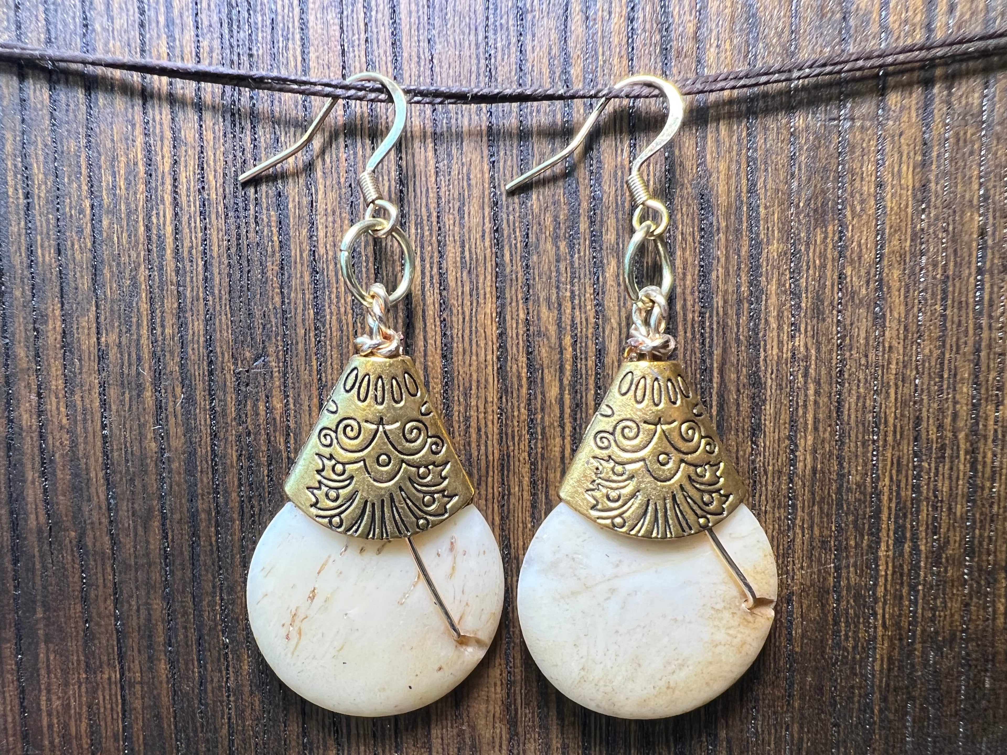 Buffalo Bone Earrings - vintage