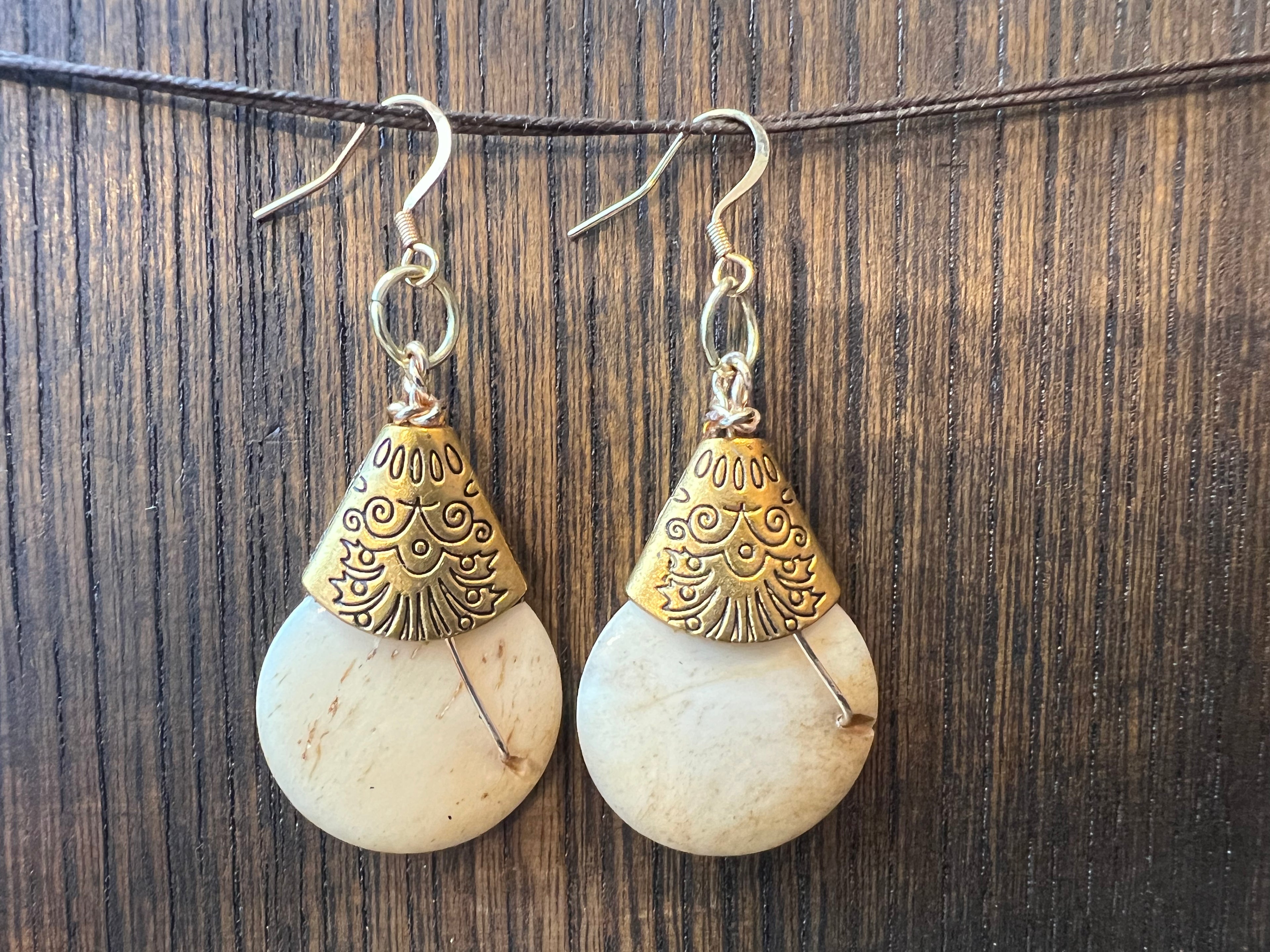 Buffalo Bone Earrings - vintage