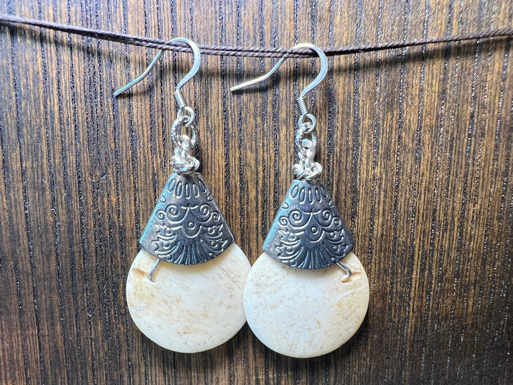 Buffalo Bone Earrings - vintage