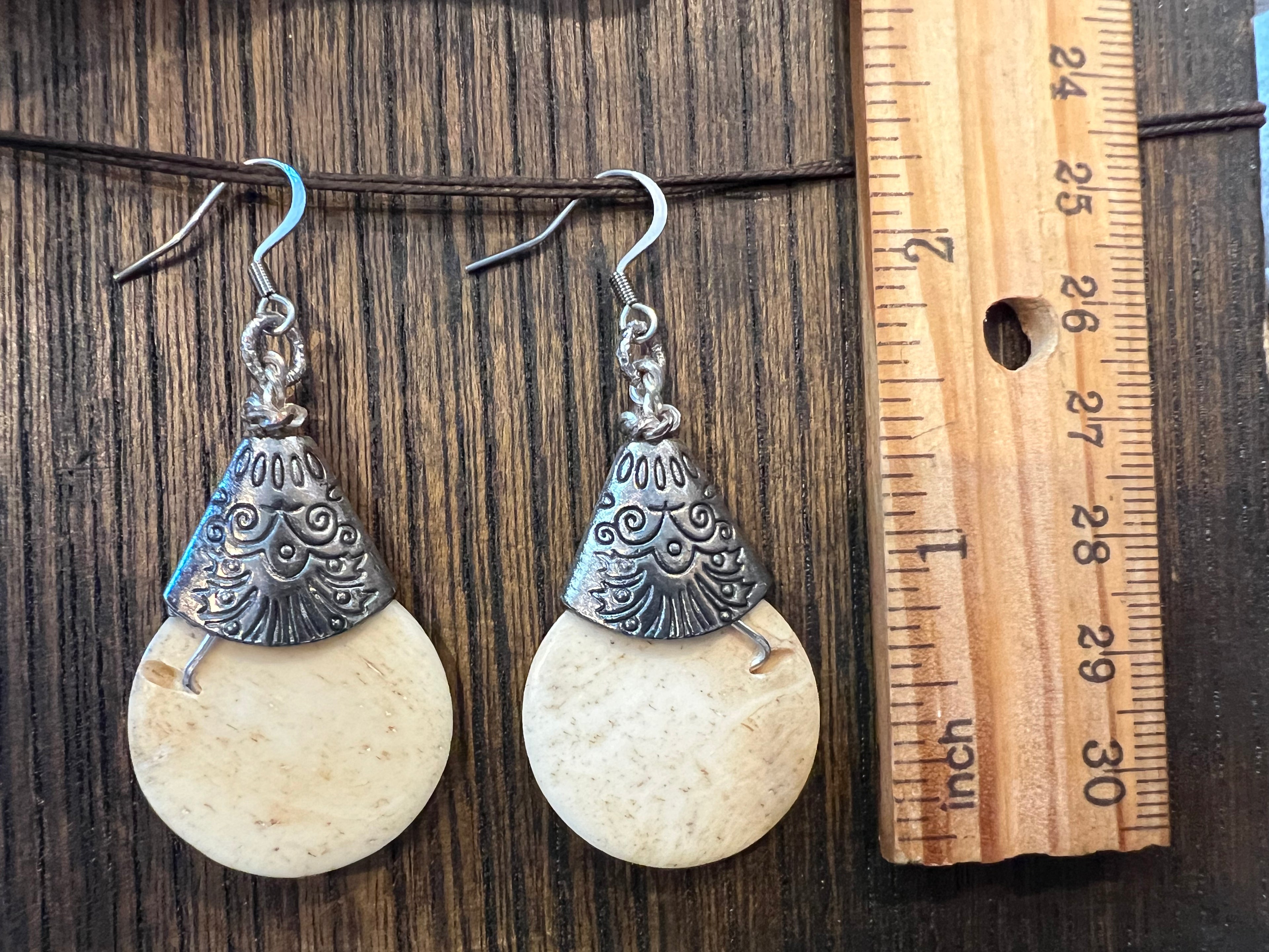 Buffalo Bone Earrings - vintage