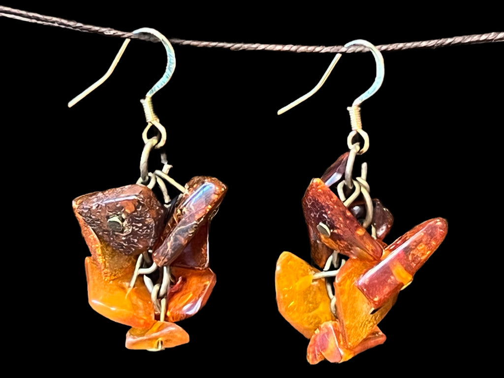 Polish Amber Shaky Earrings