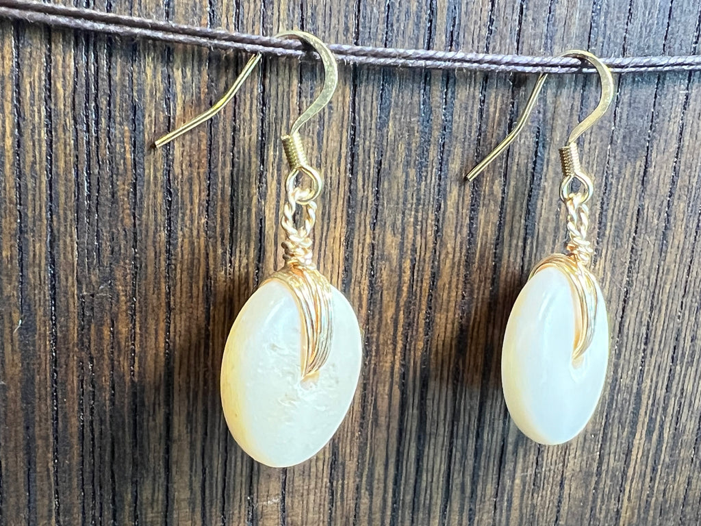 Buffalo Bone Earrings - cream
