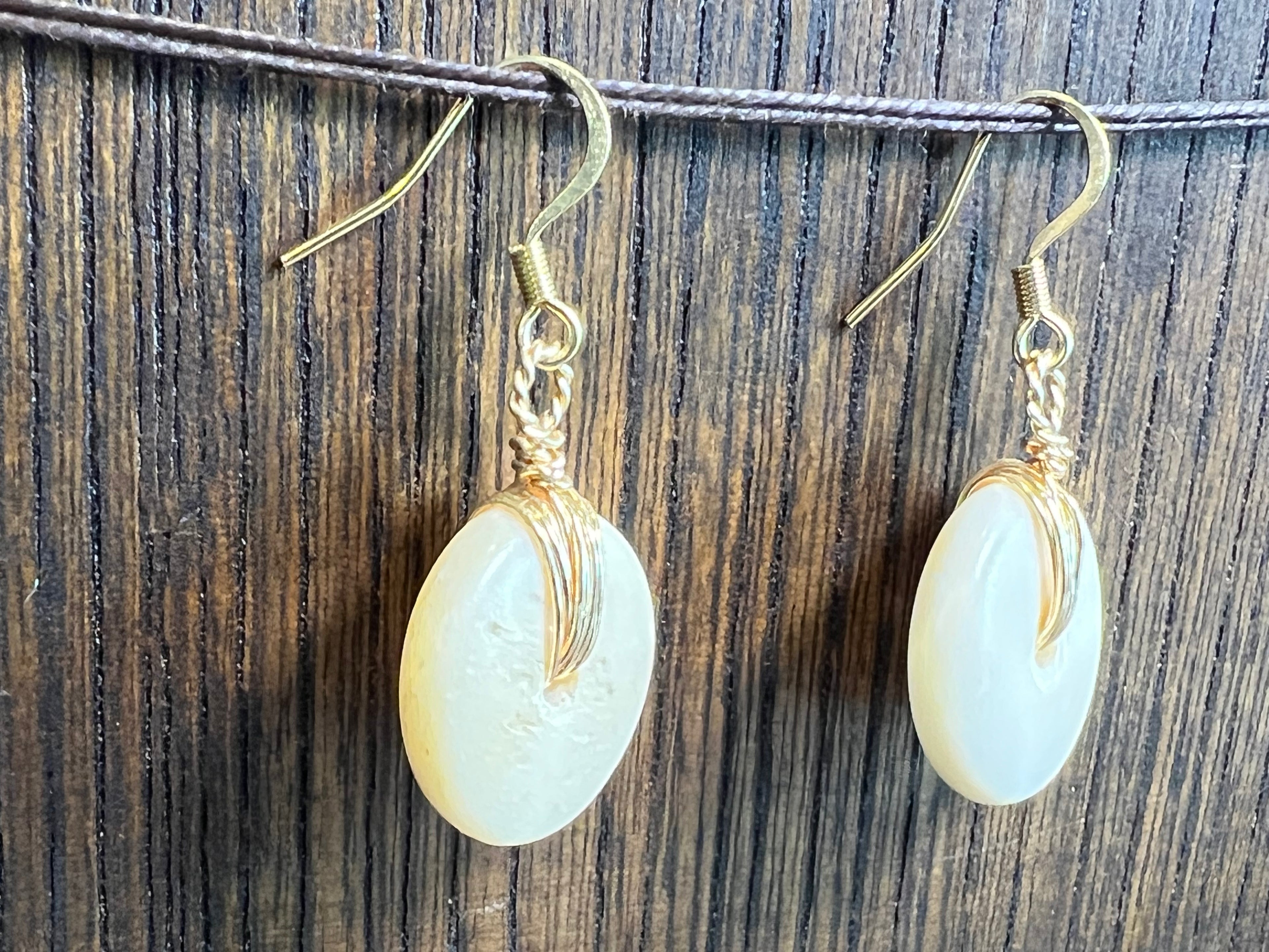 Buffalo Bone Earrings - cream