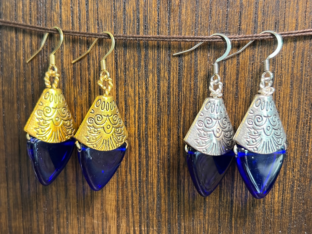 Glass Bead earrings - blue
