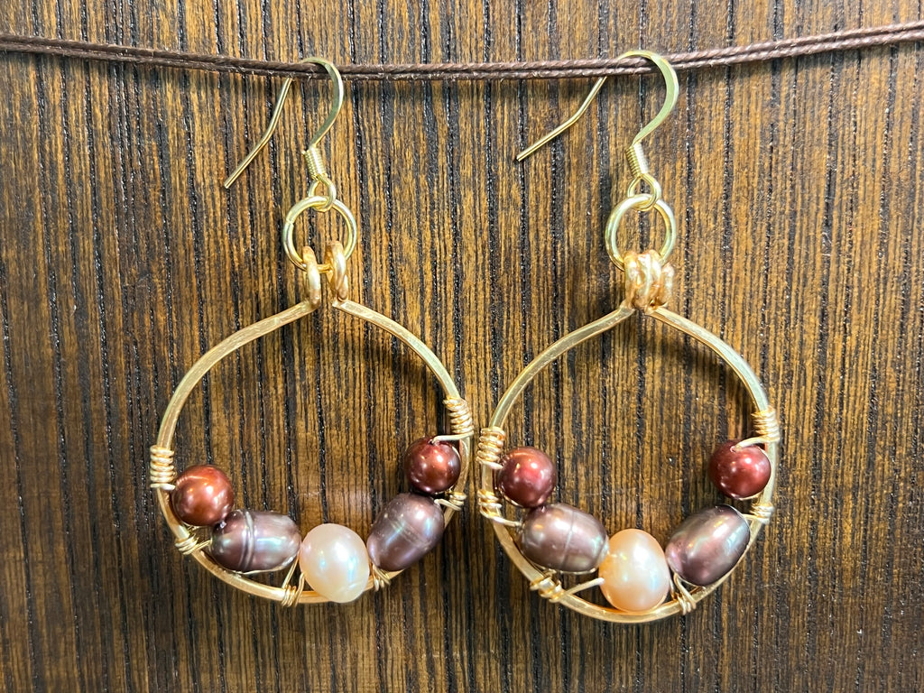 Freshwater Pearl multi - Hoops