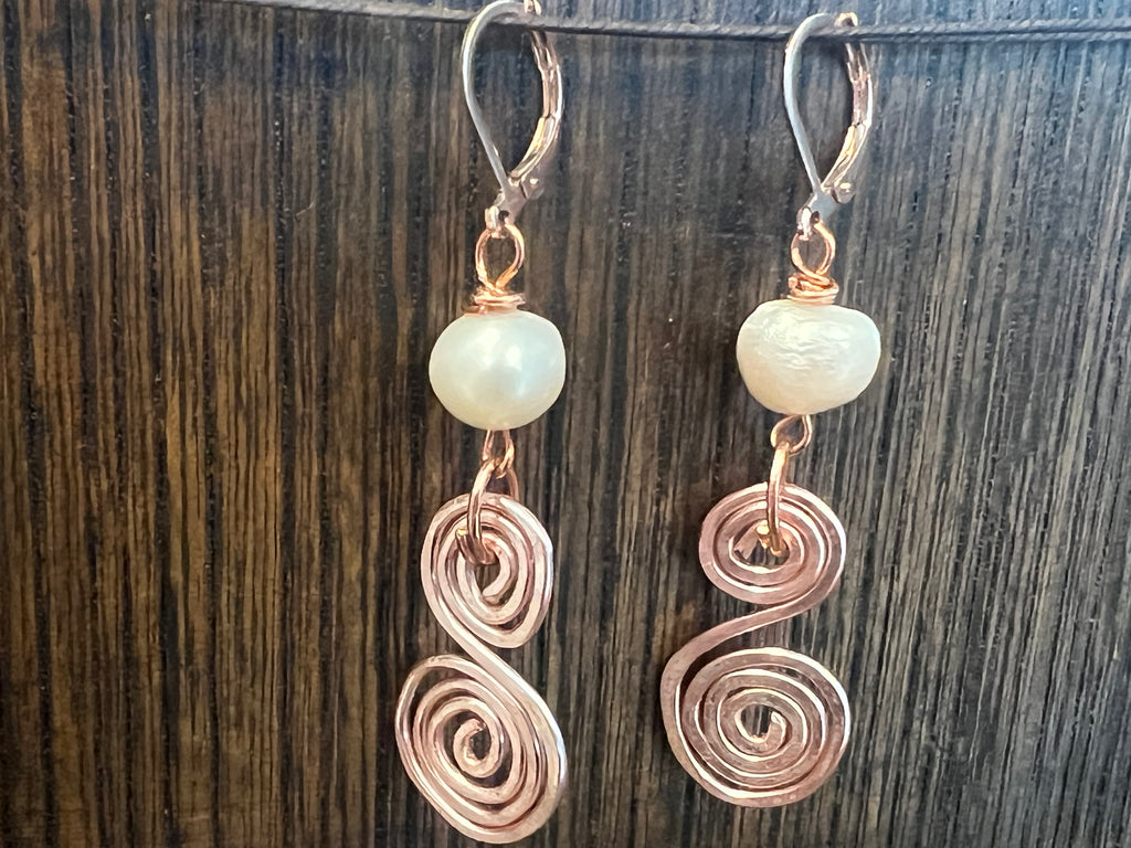 Freshwater Pearl Earrings - rose gold